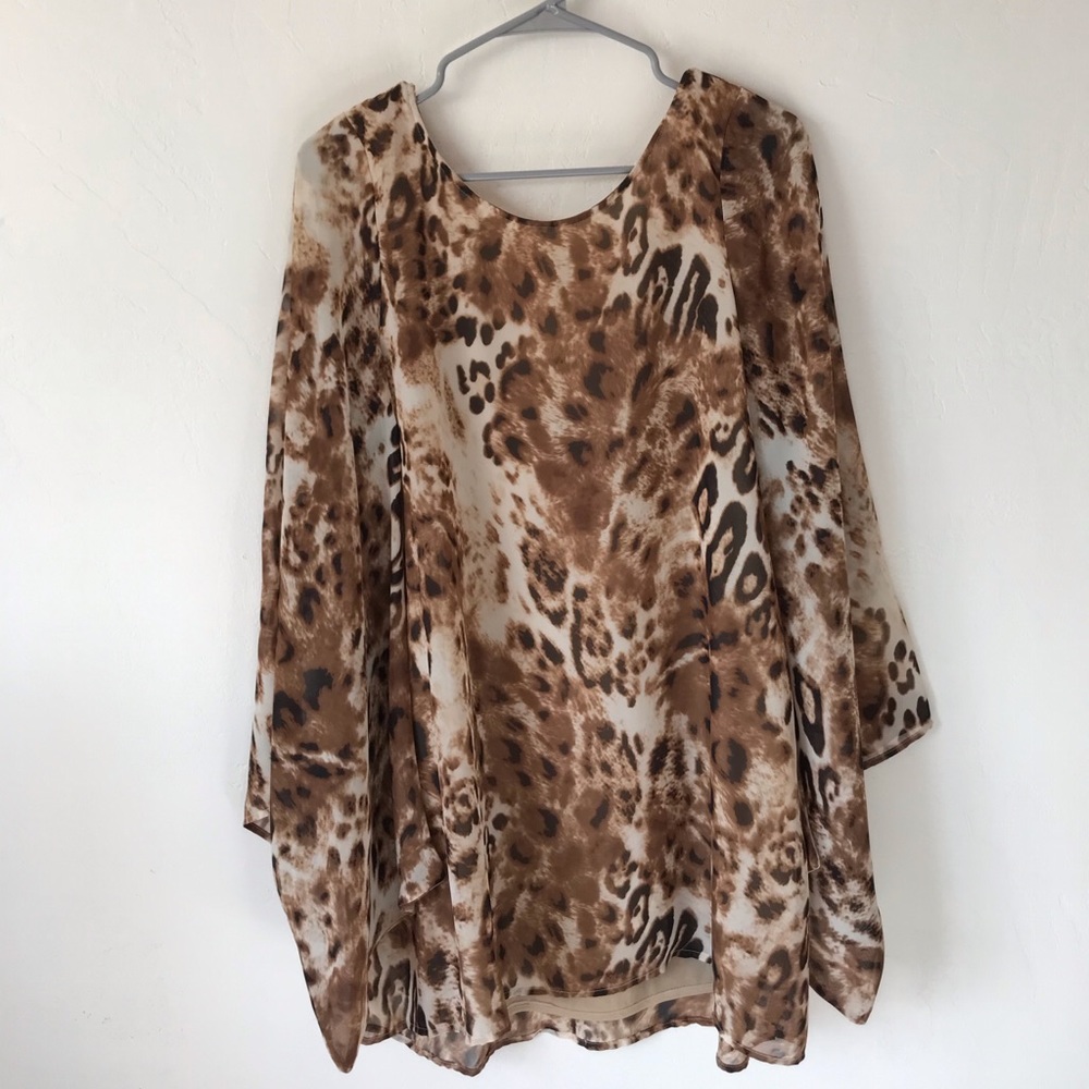 Show Me Mumu Cheetah Print Top / Tunic